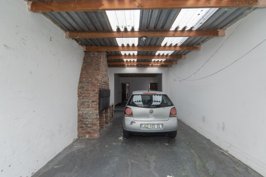 6 Bedroom Property for Sale in Newton Park Eastern Cape